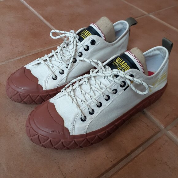 Men's 10.5 Palladium Palla Ace Supply Low Canvas Sneakers - Picture 5 of 9